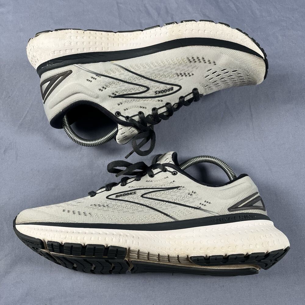 Brooks Glycerin 19 Womens Size 9.5 Gray Running Fitness Gym Sneakers 1203431B085